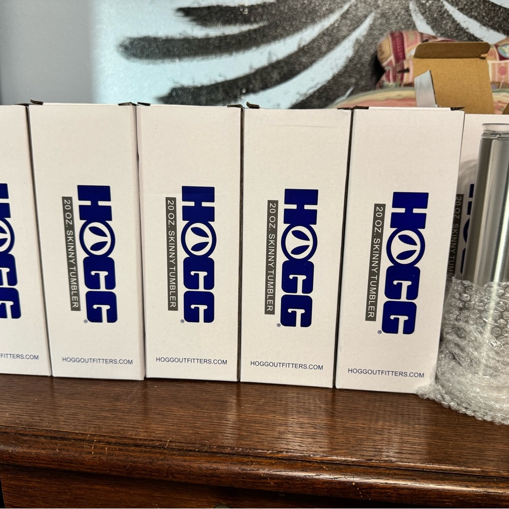 (23) Hogg 20 oz Skinny Tumbler